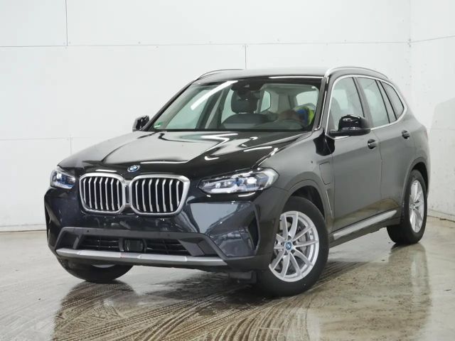 BMW X3 xDrive30e