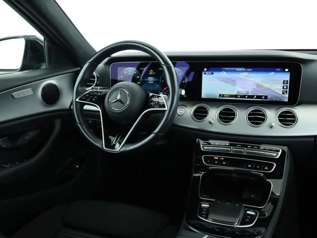 Mercedes-Benz E 220 AVANTGARDE E 220 d Estate