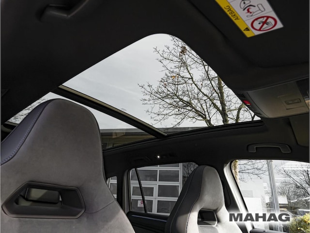 Volkswagen Tiguan 2.0 TSI IQ.Drive