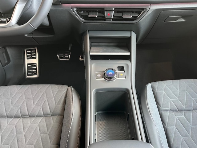 Volkswagen Tiguan Plus