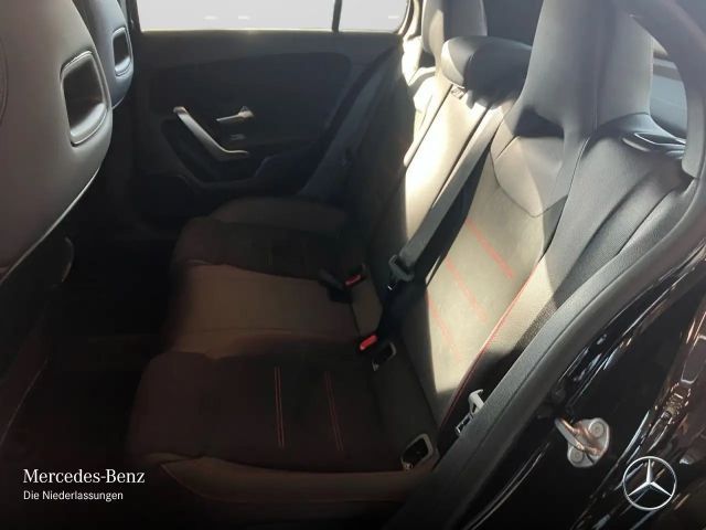 Mercedes-Benz A 250 A 250 e AMG Line