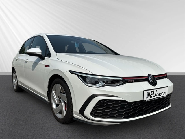 Volkswagen Golf 2.0 TSI Golf VIII