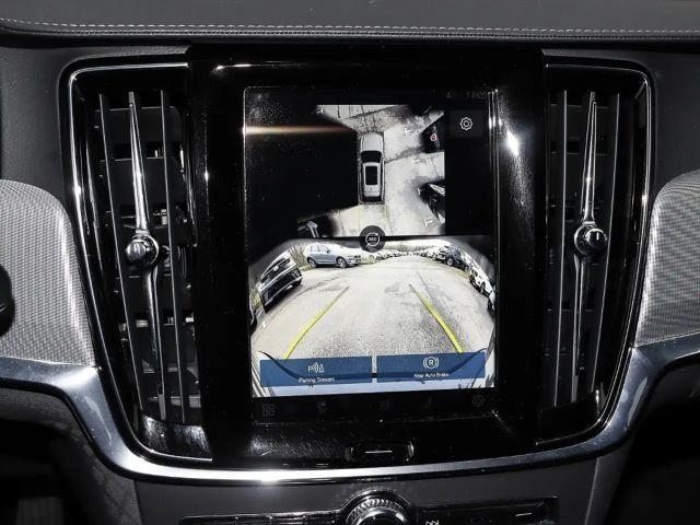 Volvo V90 AWD Dark Plus Recharge