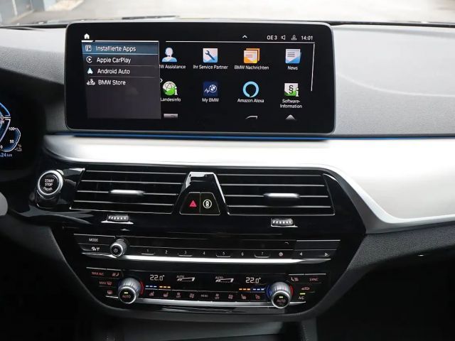 BMW 530 530e M-Sport Sedan xDrive