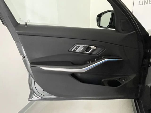 BMW 320 320e Sport Line Touring