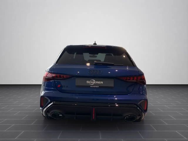 Audi RS3 S-Tronic Sedan