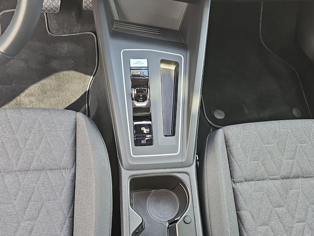 Volkswagen Golf Life Variant