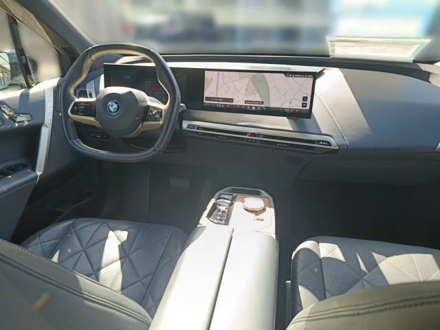 BMW iX xDrive40