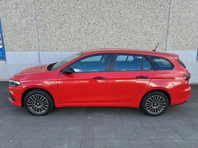 Fiat Tipo RED