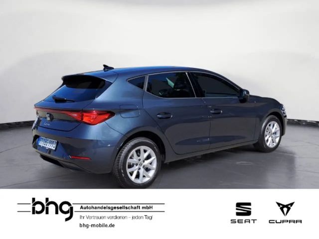 Seat Leon .