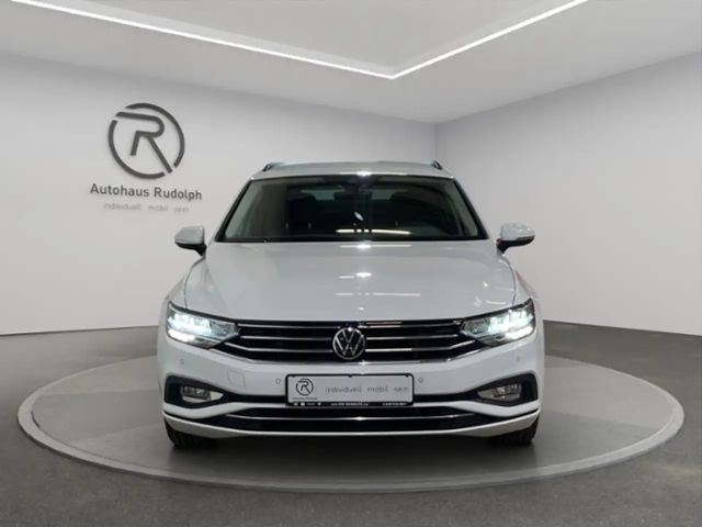 Volkswagen Passat 1.5 TSI Business DSG Variant