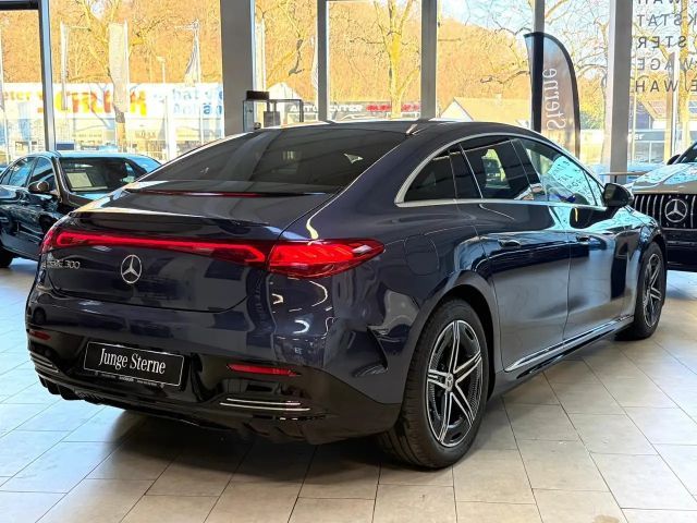 Mercedes-Benz EQE 300 AMG Line Sedan