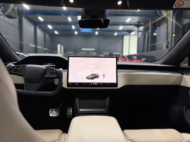 Tesla Model S Plaid