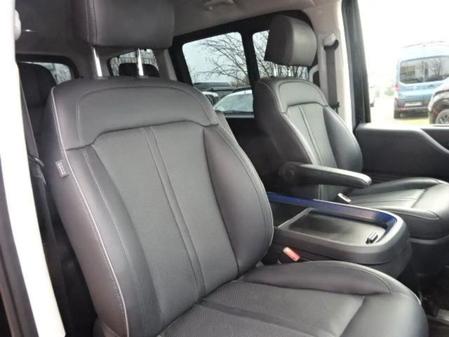 Hyundai Staria Signature Vierwielaandrijving