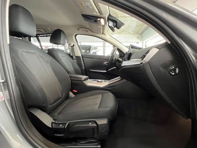 BMW 318 318d Touring