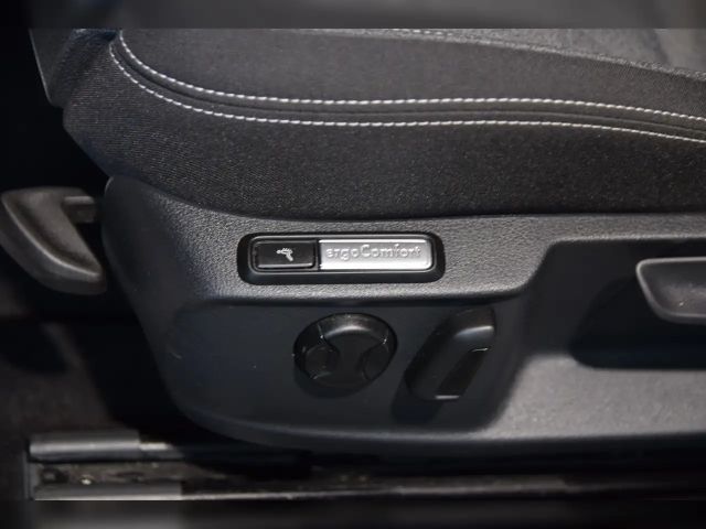 Volkswagen Passat Business DSG Variant