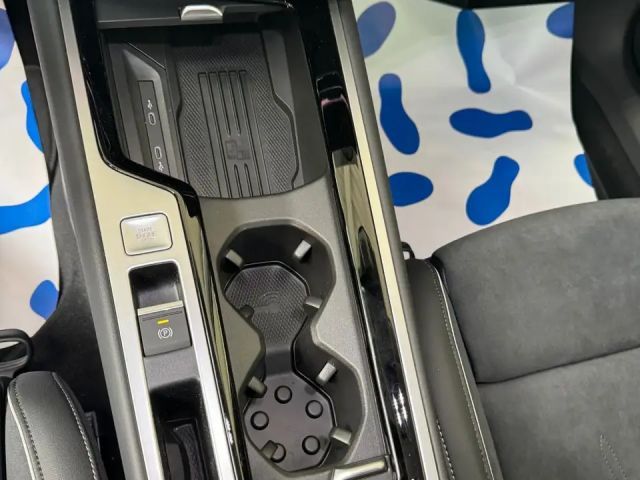 Volkswagen Passat Elegance