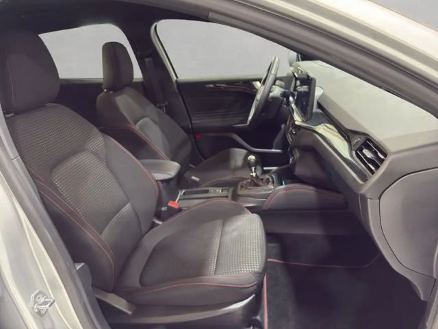 Ford Focus EcoBoost ST Line Wagon