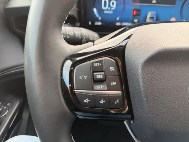 Ford Puma EcoBoost Titanium