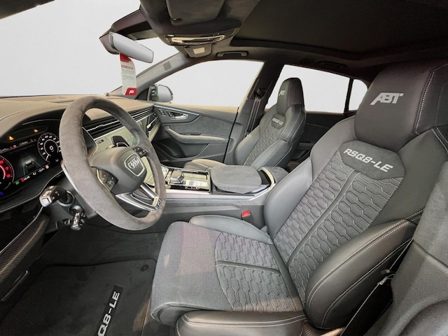 Audi RS Q8 Performance Quattro