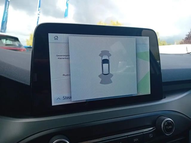 Ford Focus Cool & Connect