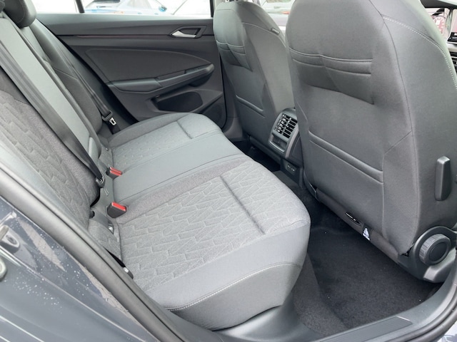 Volkswagen Golf 1.5 TSI