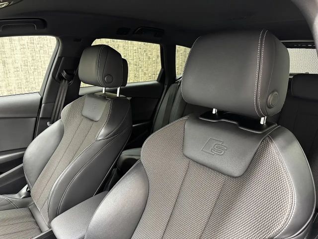 Audi A4 40 TFSI Avant Quattro S-Tronic