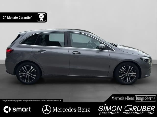 Mercedes-Benz B 180 Progressive Sedan