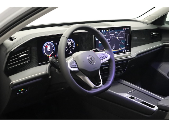 Volkswagen Passat 1.5 eTSI Business DSG