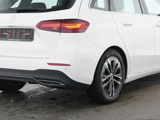 Mercedes-Benz B 200 B 200 d