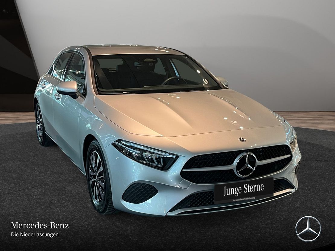 Mercedes-Benz A 180 A 180 d