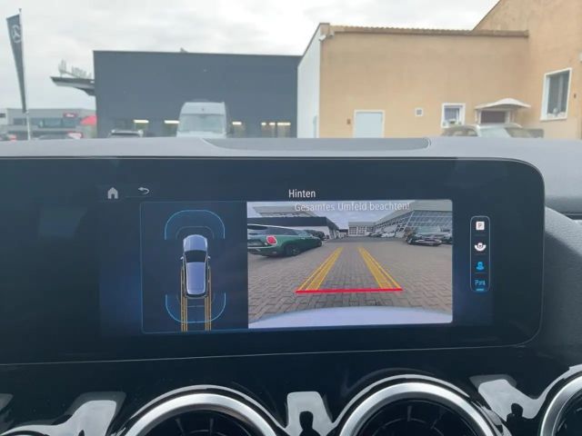 Mercedes-Benz B 180 Progressive Sedan