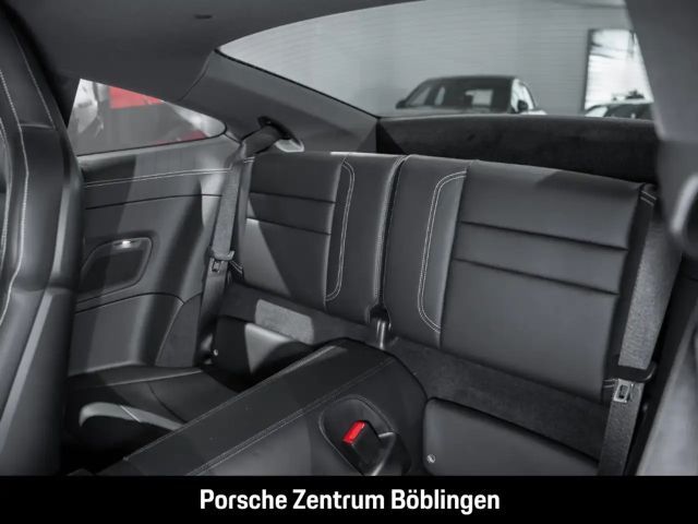 Porsche 992 Carrera Coupé