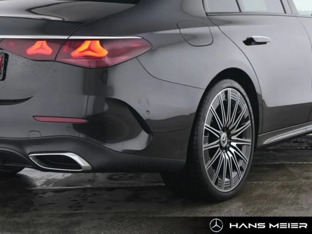 Mercedes-Benz E 220 AMG Line E 220 d Sedan