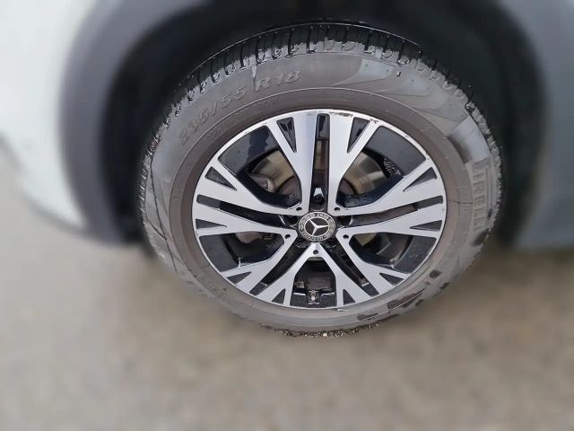 Mercedes-Benz GLB 180 GLB 180 d