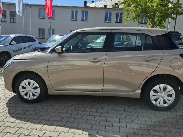 Suzuki Swift AllGrip Club DualJet Hybrid