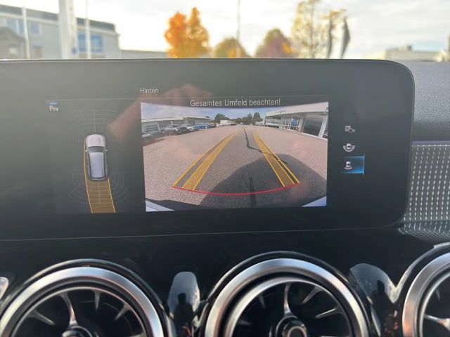 Mercedes-Benz EQB 300 4MATIC Progressive