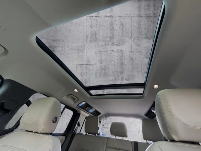 Land Rover Defender 110 P400