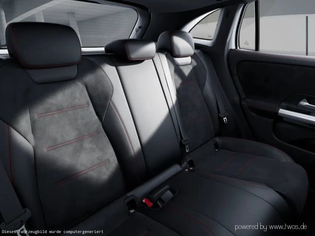 Mercedes-Benz GLA 200 AMG Line