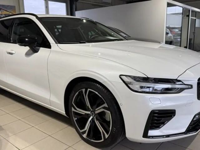 Volvo V60 AWD Dark Plus Recharge T6