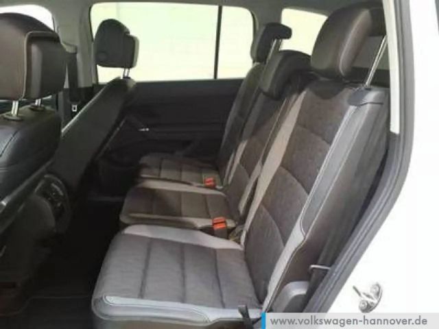 Volkswagen Touran 1.5 TSI Comfortline
