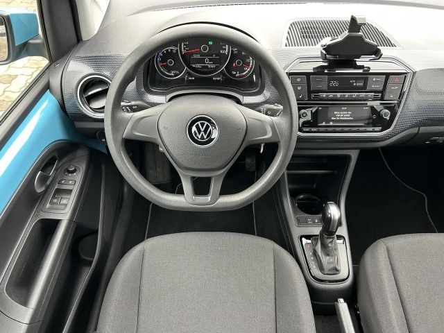 Volkswagen up! Move Move up!