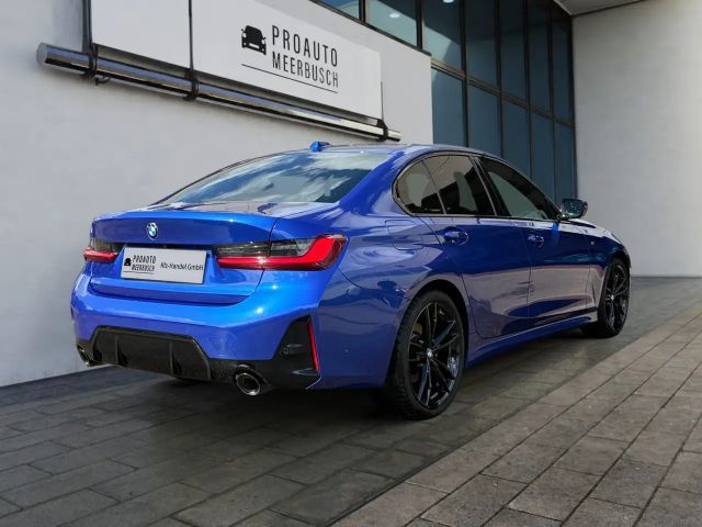 BMW 320 320d M-Sport Sedan xDrive