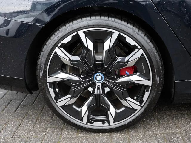 BMW i5 M60 Touring xDrive