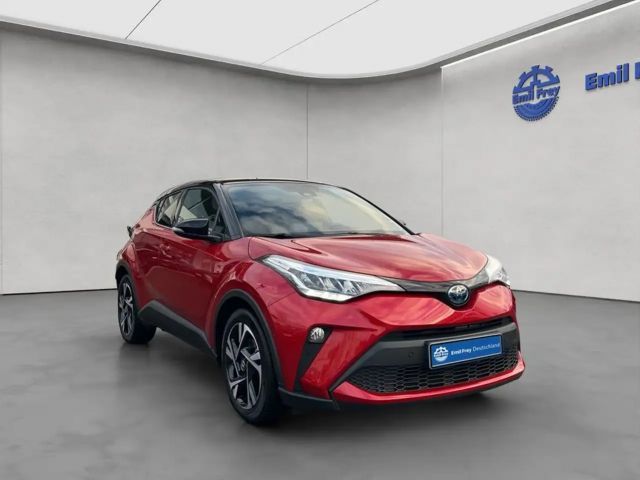 Toyota C-HR Hybride Team D