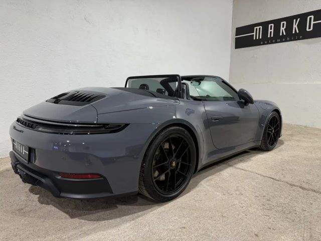 Porsche 992 Cabrio GTS