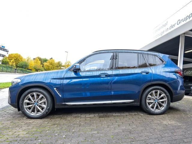 BMW X3 xDrive30e