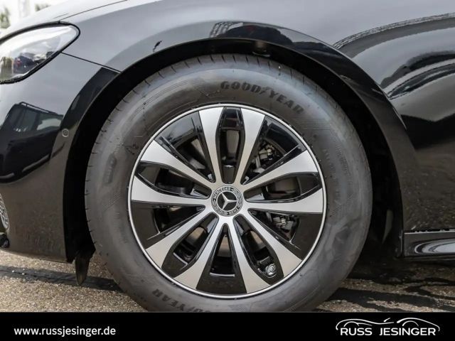 Mercedes-Benz E 200 AVANTGARDE Estate