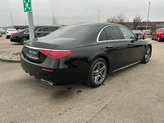 Mercedes-Benz S 400 4MATIC S 400 d Sedan