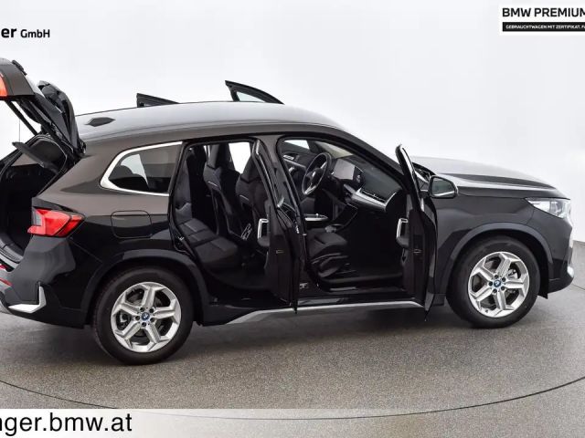 BMW iX1 xDrive30
